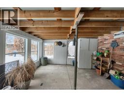 137 Oxley DRIVE - 42