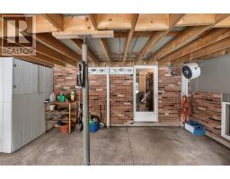 137 Oxley DRIVE - 43