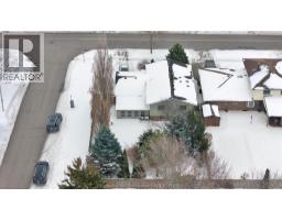 137 Oxley DRIVE - 46