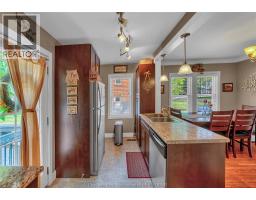 210-212 Elizabeth STREET - 39