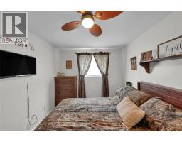 104 Bruinsma AVENUE - 22