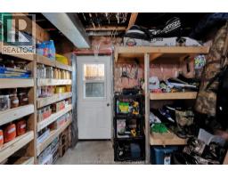 104 Bruinsma AVENUE - 33