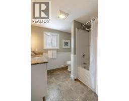 10 Cardinal CRESCENT - 14