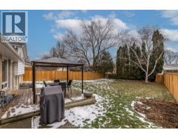 10 Cardinal CRESCENT - 31