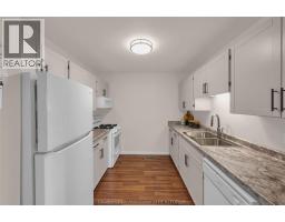 13 Vander AVENUE - 8