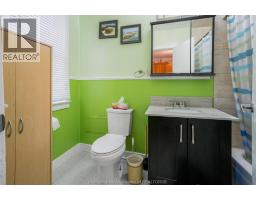 41 Woods STREET - 29