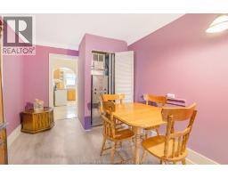 41 Woods STREET - 37