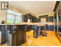 7635 Riverview LINE - 24