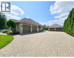 7635 Riverview LINE - 3