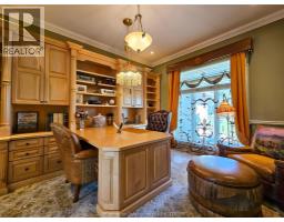 7635 Riverview LINE - 32