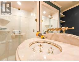 7635 Riverview LINE - 47