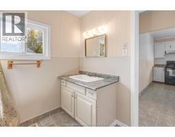 18 RICHMOND STREET - 14