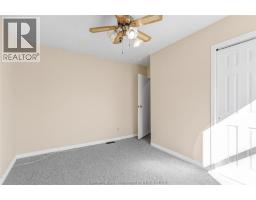 18 RICHMOND STREET - 17