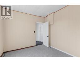 18 RICHMOND STREET - 30