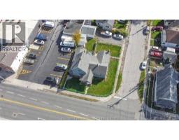 18 RICHMOND STREET - 45