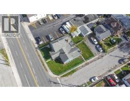 18 RICHMOND STREET - 46