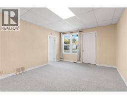 18 RICHMOND STREET - 8