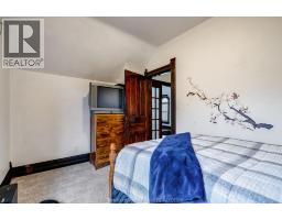 3 Lansdowne AVENUE - 21