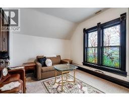 3 Lansdowne AVENUE - 26