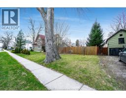 3 Lansdowne AVENUE - 34