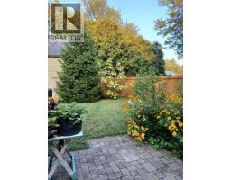 3 Lansdowne AVENUE - 38