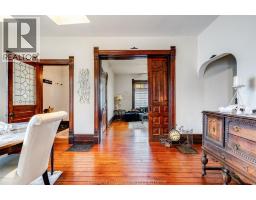 3 Lansdowne AVENUE - 5