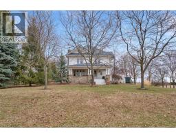 243 Chatham STREET South - 1