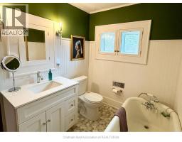 243 Chatham STREET South - 39