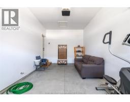 3 Jonathan STREET - 25