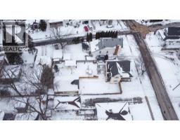 32 HALL STREET North - 42