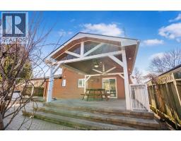 7 BALMORAL ROAD - 36