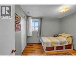 9 Thornhill CRESCENT - 21