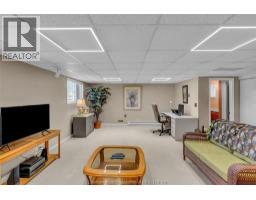 9 Thornhill CRESCENT - 25