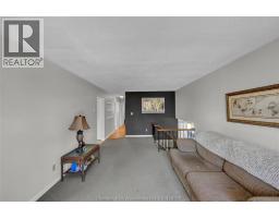 9 Thornhill CRESCENT - 7