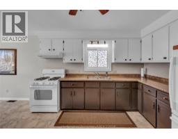 9 Thornhill CRESCENT - 9