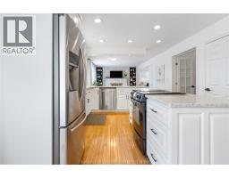 76 PAMELA CRESCENT - 12