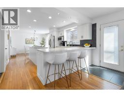 76 PAMELA CRESCENT - 16