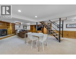 76 PAMELA CRESCENT - 34