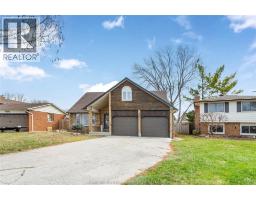 76 PAMELA CRESCENT - 4