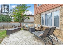 76 PAMELA CRESCENT - 40