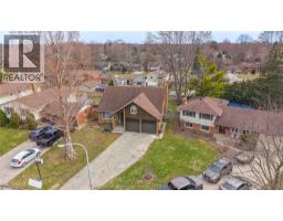 76 PAMELA CRESCENT - 46