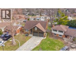 76 PAMELA CRESCENT - 47