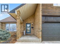 76 PAMELA CRESCENT - 6