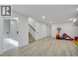 15 Churchill Park ROAD - 27