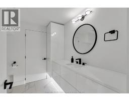 15 Churchill Park ROAD - 28