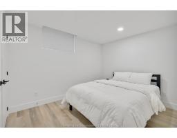 15 Churchill Park ROAD - 32