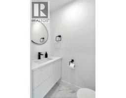 15 Churchill Park ROAD - 34