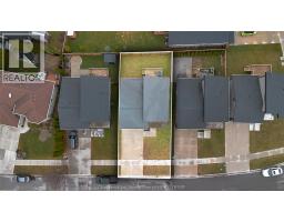 15 Churchill Park ROAD - 41