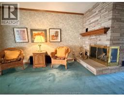 927 Charing Cross ROAD - 12