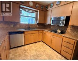 927 Charing Cross ROAD - 13